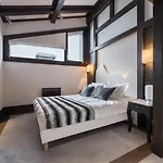 Luxueux Appartement 4 Chambres Avec Parking Au Centre De Courchevel 1650 - Fr-1-563-64