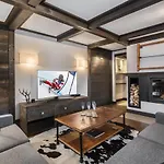 Luxueux Appartement 4 Chambres Avec Parking Au Centre De Courchevel 1650 - Fr-1-563-64